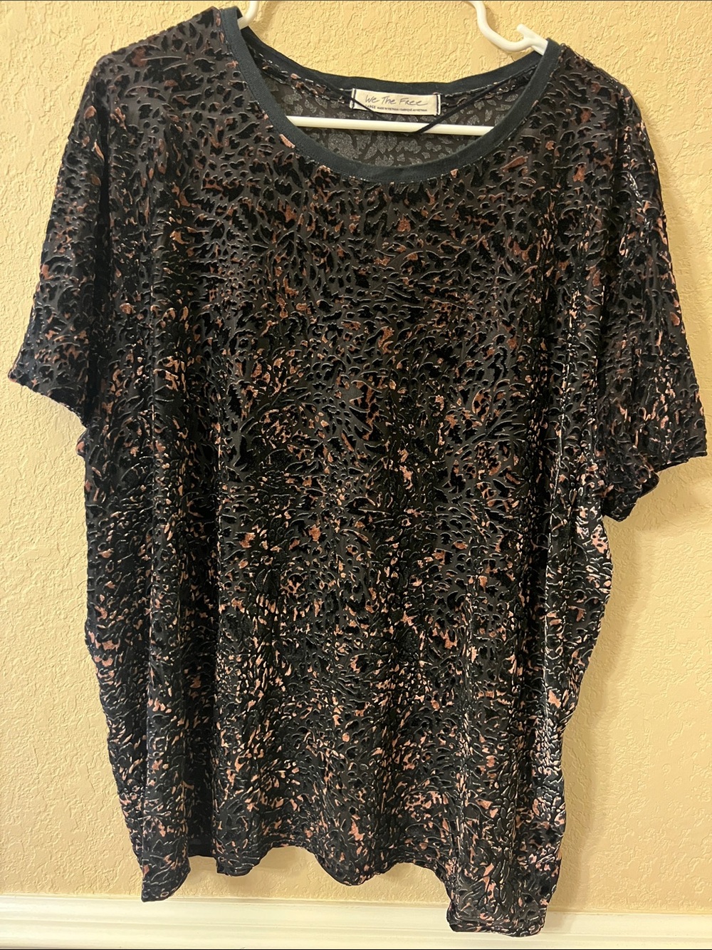 We The Free Black Burnout Velvet Short Sleeve Top with Blush Underlay